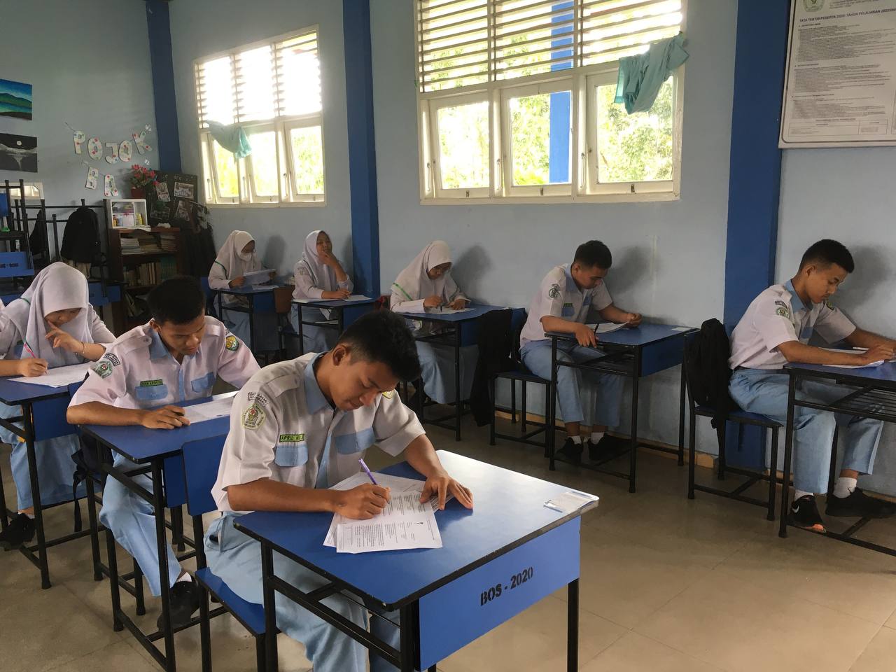 SMKF Ikasari Pekanbaru Sukses Menyelesaikan Pelaksanaan Ujian Sekolah Tahun 2023